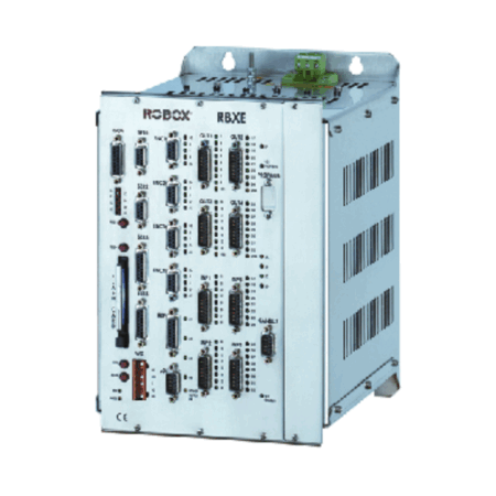 Dispositivo di controllo industriale RBXE con vari connettori e interfacce su superficie metallica.