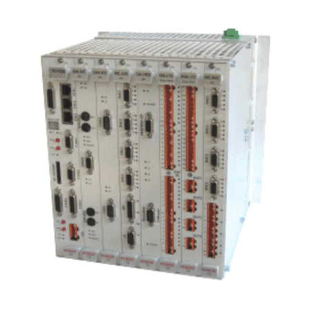 Modulo di controllo elettronico industriale con ingressi e uscite multiple per applicazioni automatizzate.
